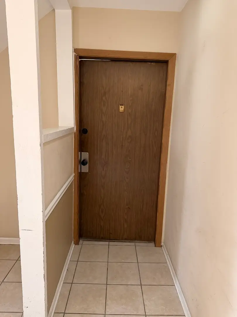 3500 Bayside Drive #1, Palatine, IL 60074 - #2