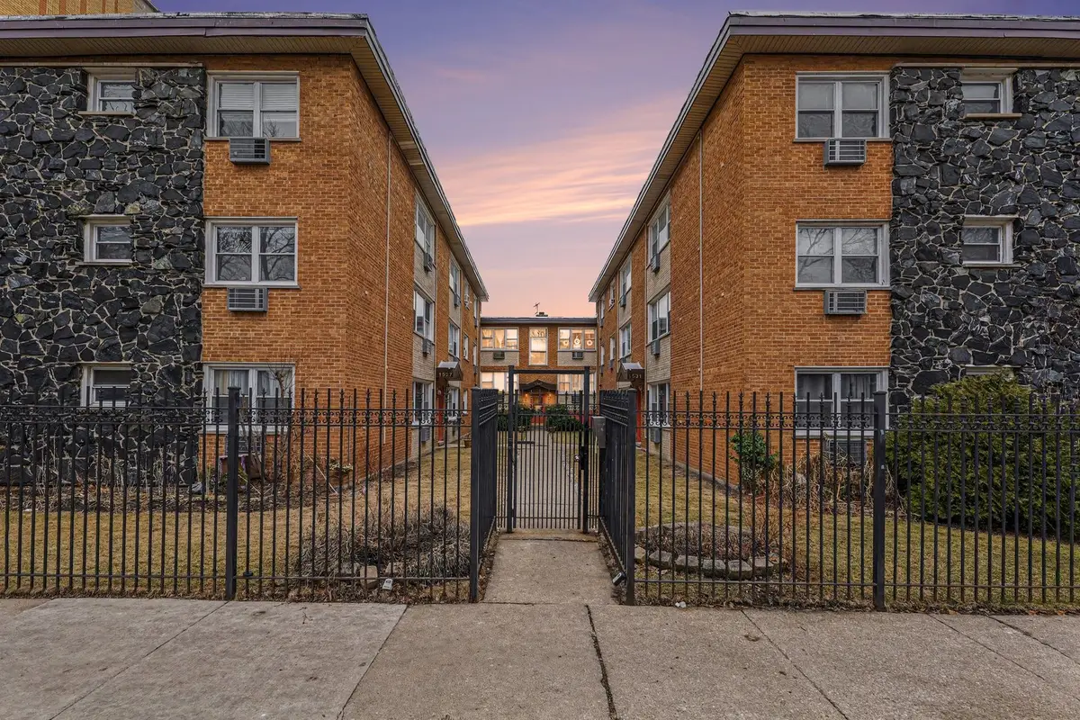 1527 W Sherwin Avenue #2N, Chicago, IL 60626 - #1