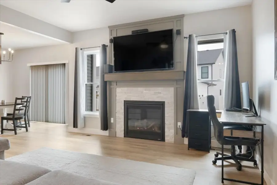 Address Withheld By Seller, Heyworth, IL 61745 - #3