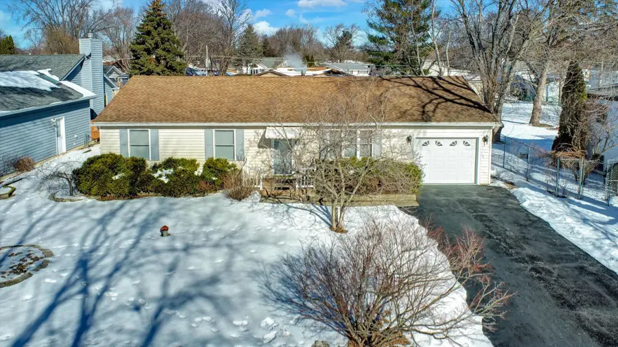 1906 Fairfield Road, Lindenhurst, IL 60046 - #2