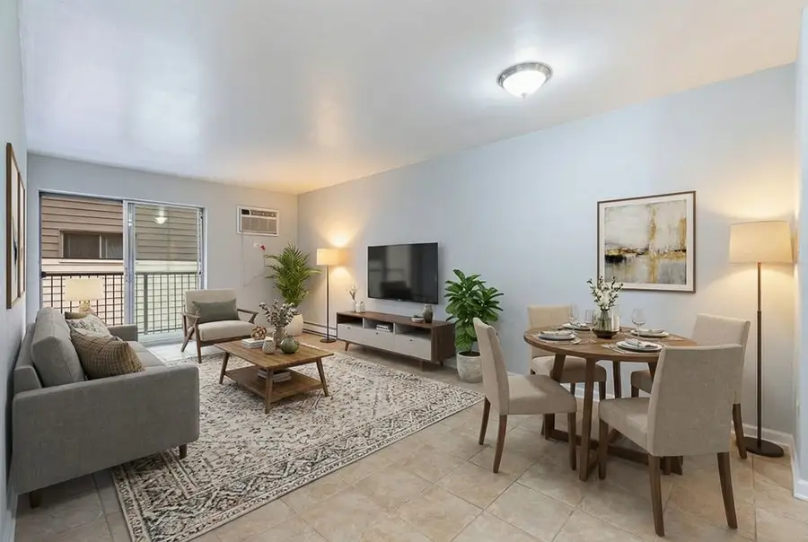 310 Lathrop Avenue #307, Forest Park, IL 60130 - #3