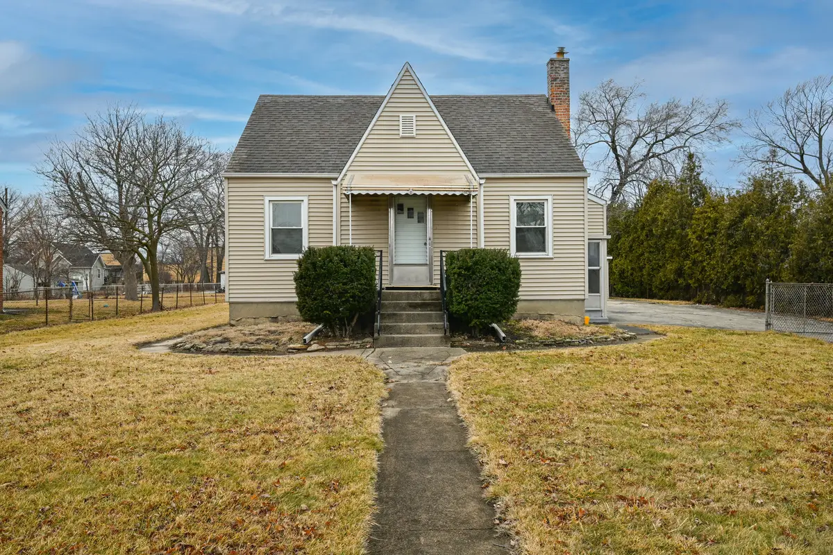 2316 N Hawthorne Avenue, Melrose Park, IL 60164 - #1