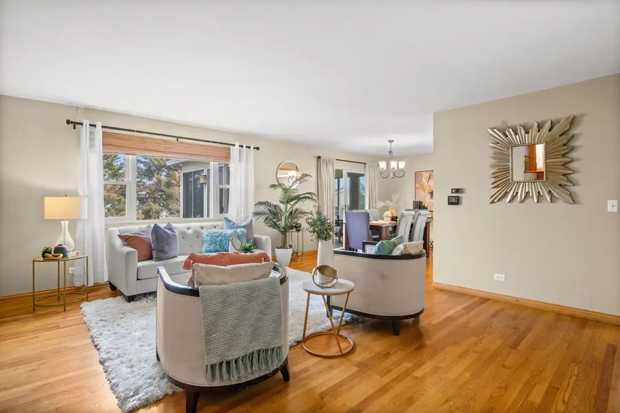 1558 Nevada Lane, Elk Grove Village, IL 60007 - #3