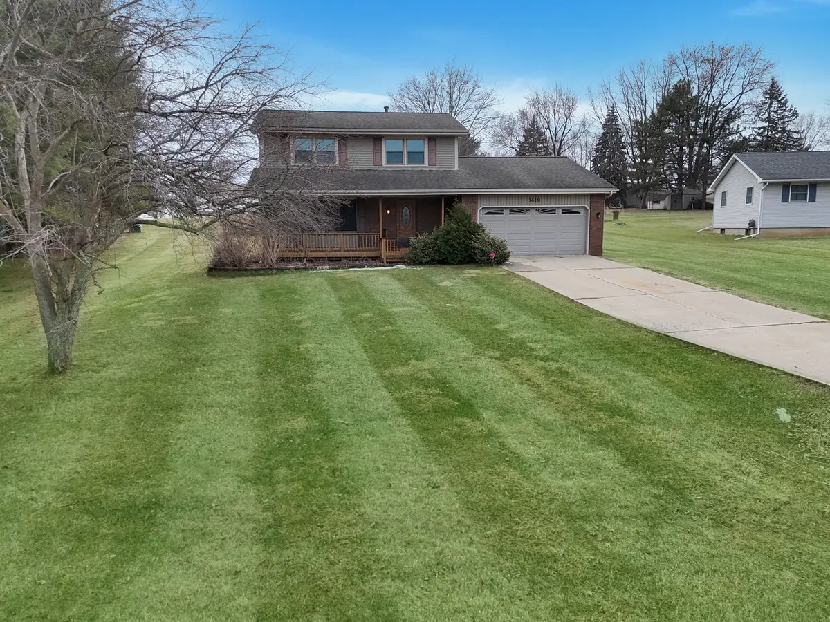 1419 Finch Street, Freeport, IL 61032 - #1