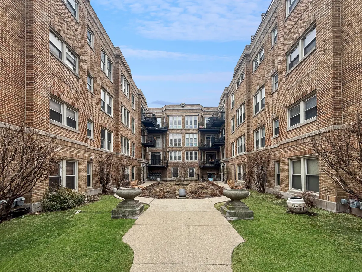 1635 W Pratt Boulevard #3S, Chicago, IL 60626 - #1