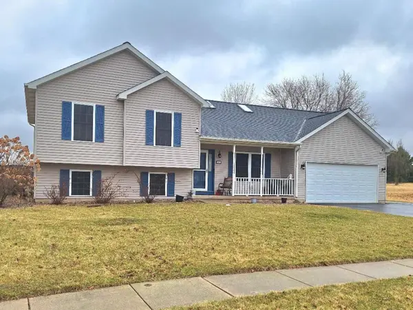 602 Sandra Street, Kingston, IL 60145