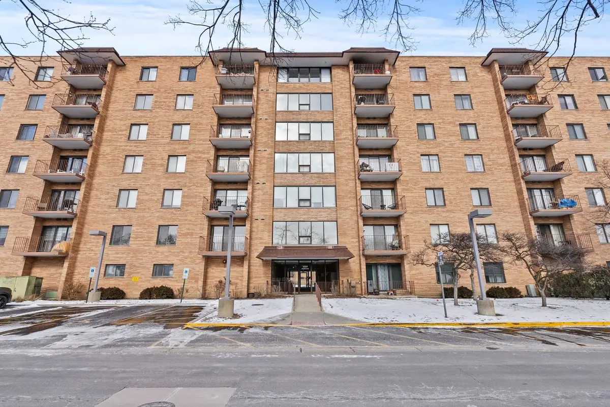 1777 W Crystal Lane #307, Mount Prospect, IL 60056 - #1