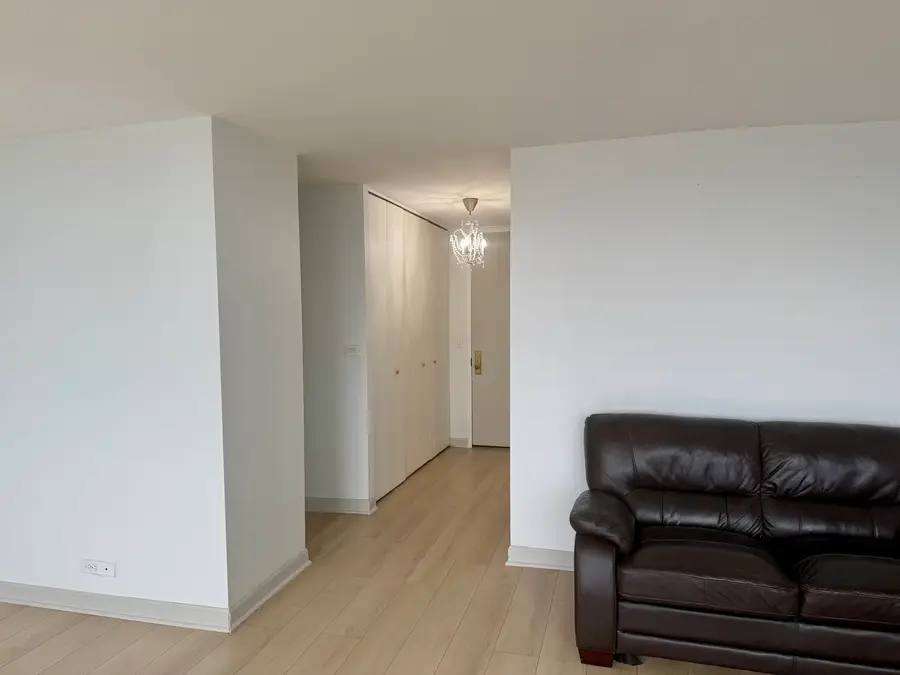 655 W Irving Park Road #4805, Chicago, IL 60613 - #2