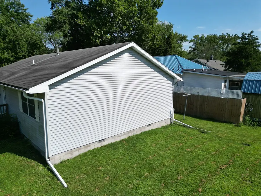557 N 5th Street, Watseka, IL 60970 - #2