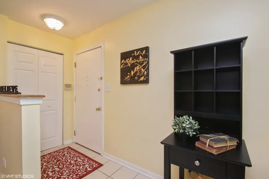 1619 N Windsor Drive #310, Arlington Heights, IL 60004 - #3