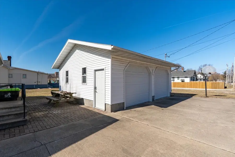 507 E Cemetery Street, Chenoa, IL 61726 - #3