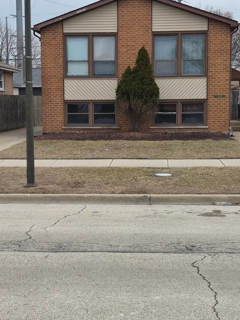 12749 S Escanaba Avenue, Chicago, IL 60633 - #1