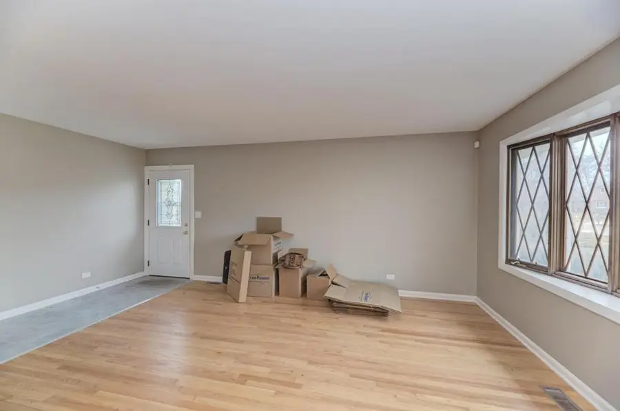 551 N Vista Avenue, Lombard, IL 60148 - #3