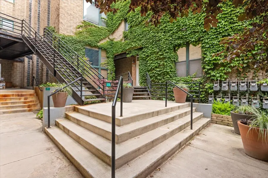 2943 N Lincoln Avenue #208, Chicago, IL 60657 - #2
