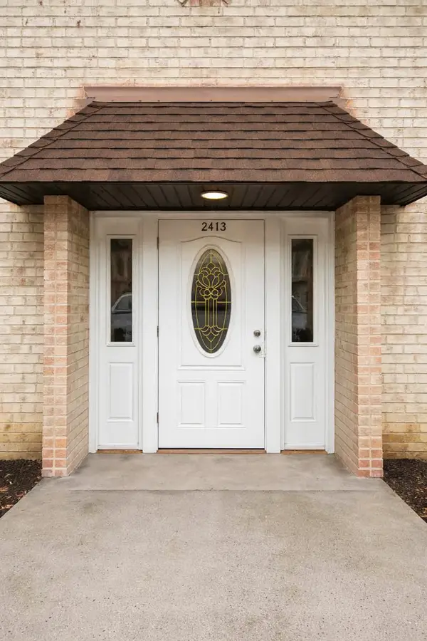 2413 Randall Lane #3B, Arlington Heights, IL 60004