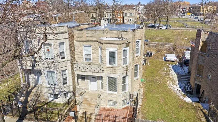 4214 W Wilcox Street, Chicago, IL 60624 - #2