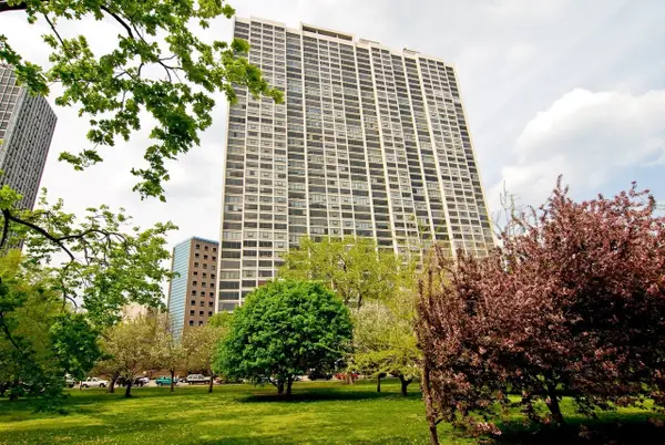 2800 N Lake Shore Drive #712, Chicago, IL 60657