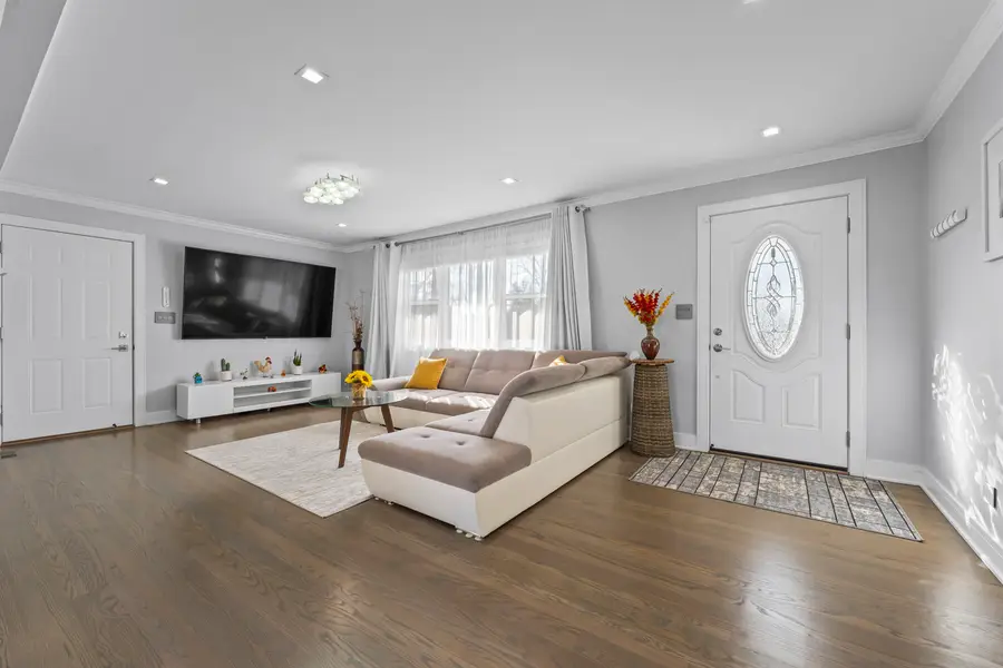 1211 Highland Drive, Prospect Heights, IL 60070 - #3