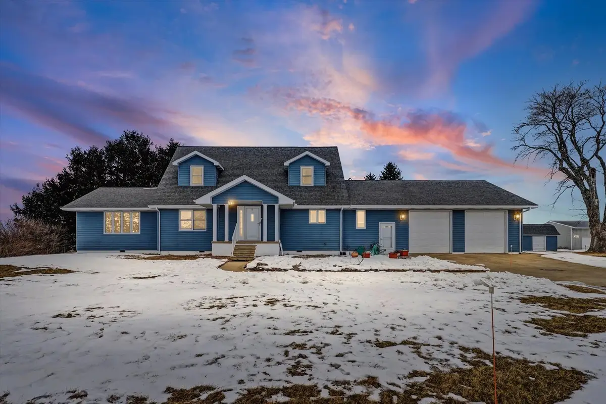 6106 N Lincoln Avenue, Champaign, IL 61822 - #1