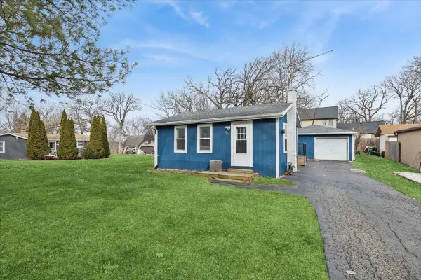 7814 Balsam Drive, Wonder Lake, IL 60097