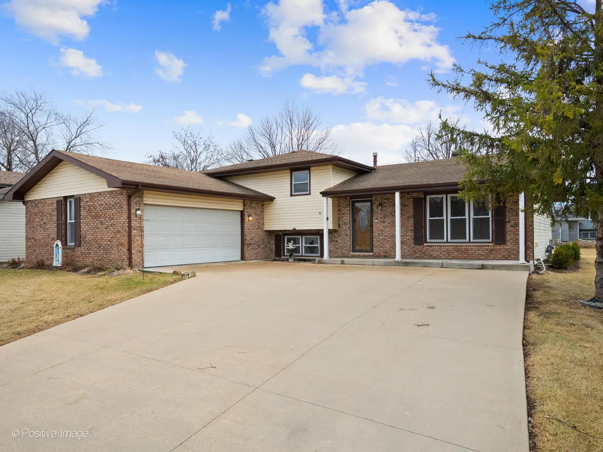 3208 Oakwood Drive, Joliet, IL 60431 - #1