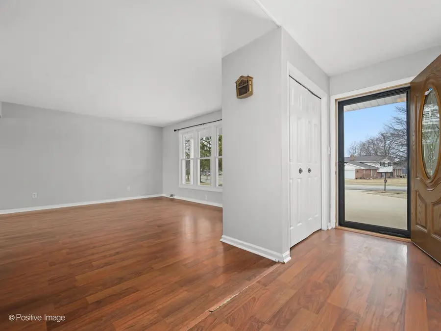 3208 Oakwood Drive, Joliet, IL 60431 - #2