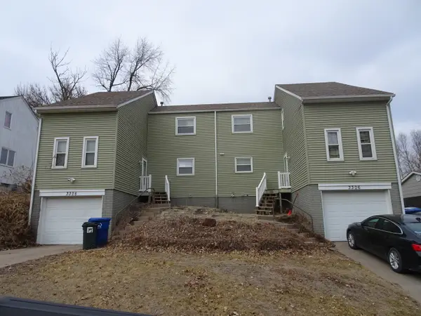 3306 Schuetzen Lane, Davenport, IA 52804