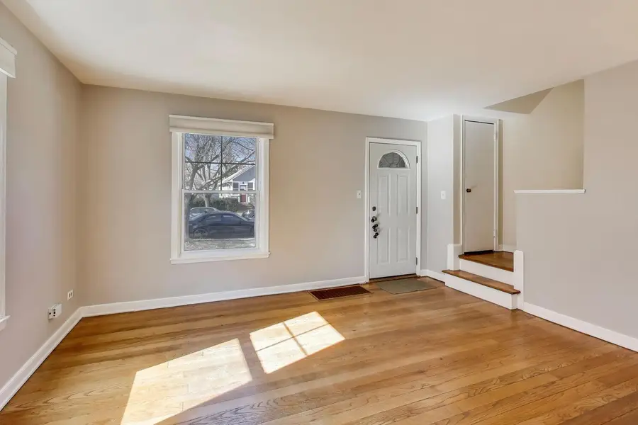 4023 Oak Avenue, Brookfield, IL 60513 - #3