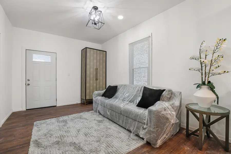 238 E 22 Street, Chicago Heights, IL 60411 - #3