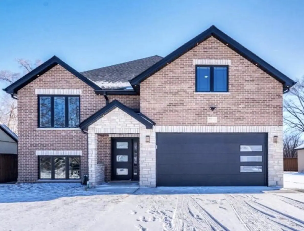 6515 W 82nd Street, Burbank, IL 60459 - #1