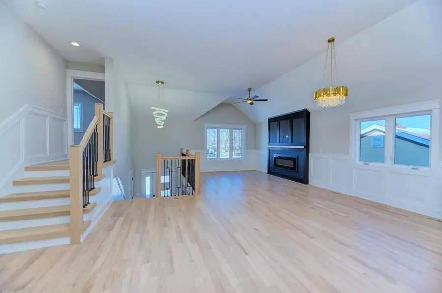 6515 W 82nd Street, Burbank, IL 60459 - #3