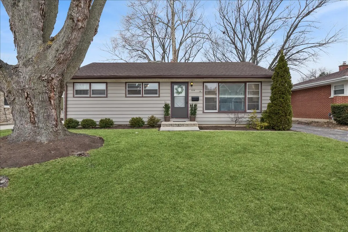 504 N Russel Street, Mount Prospect, IL 60056 - #1