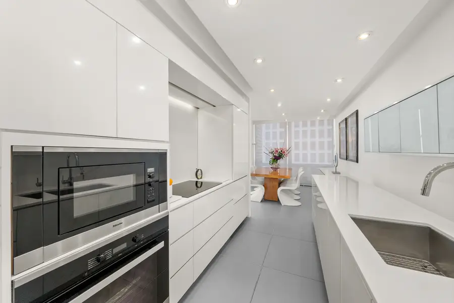 860 N Lake Shore Drive #8L, Chicago, IL 60611 - #3