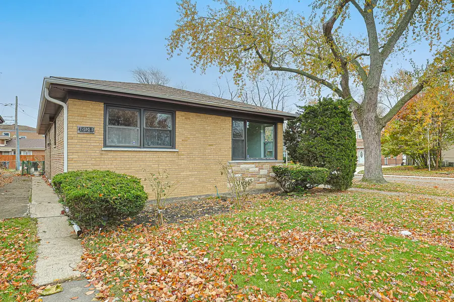 7501 East Prairie Road, Skokie, IL 60076 - #2