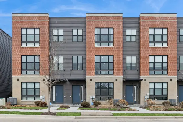 306 Summit Circle, Lombard, IL 60148