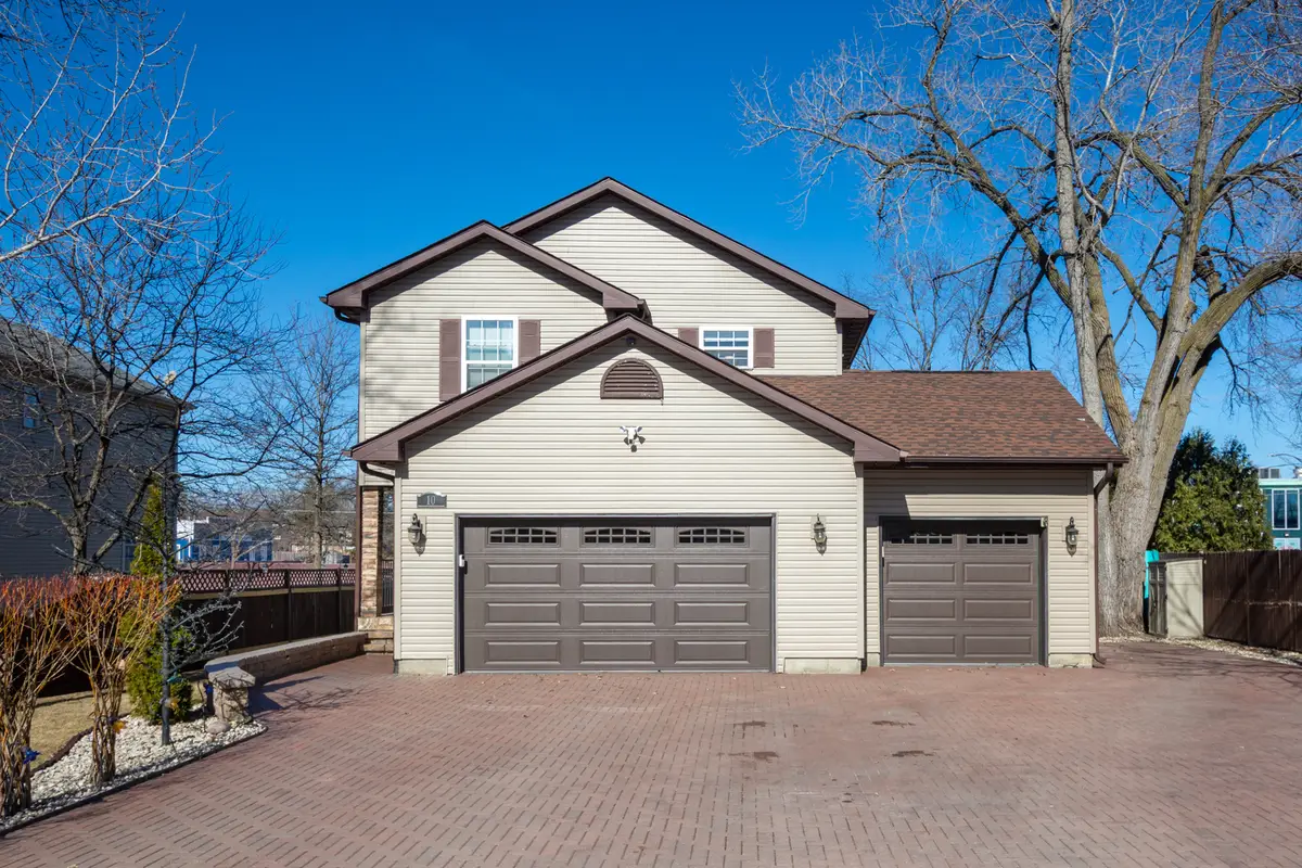 10 Matts Road, Fox Lake, IL 60020 - #1