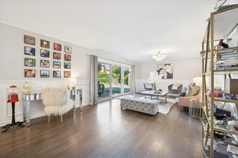 1955 Tanglewood Drive #H, Glenview, IL 60025 - #2