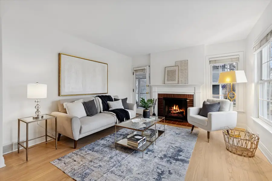 692 Chidester Street, Glen Ellyn, IL 60137 - #3