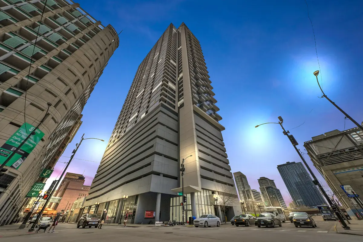 235 W Van Buren Street #3021, Chicago, IL 60607 - #1