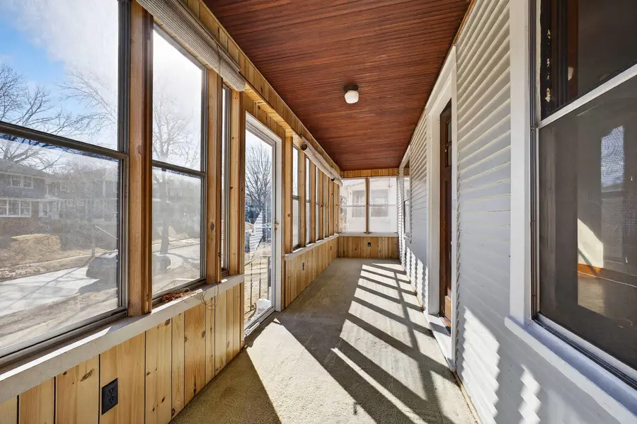 2418 Western Avenue, Davenport, IA 52803 - #2