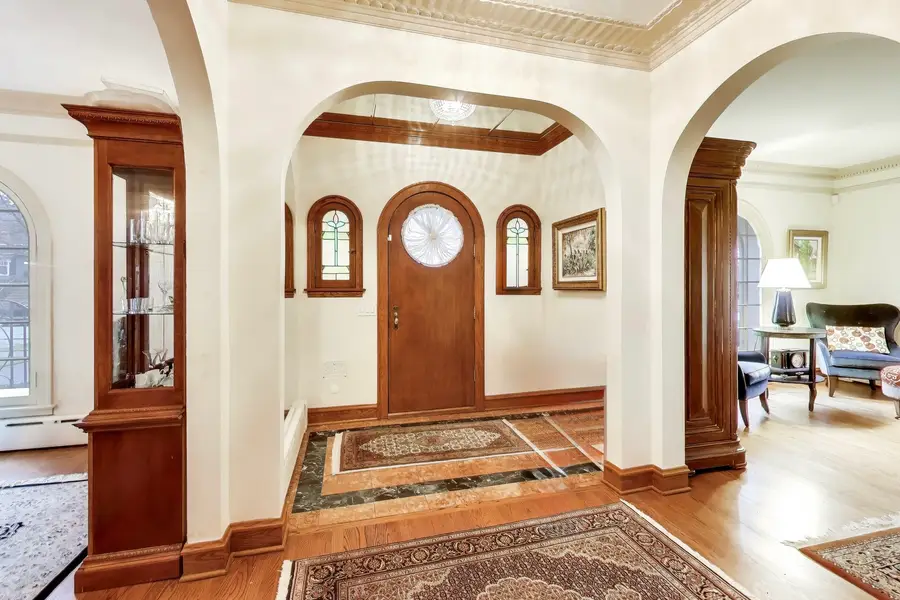 710 S Washington Avenue, Park Ridge, IL 60068 - #2