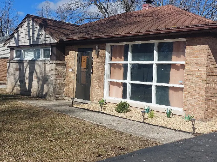 318 Minocqua Street, Park Forest, IL 60466 - #2