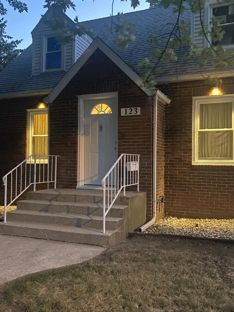 123 S Alma Avenue, Kankakee, IL 60901 - #3
