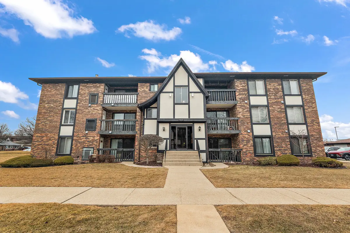 13651 Lamon Avenue #B12, Crestwood, IL 60418 - #1