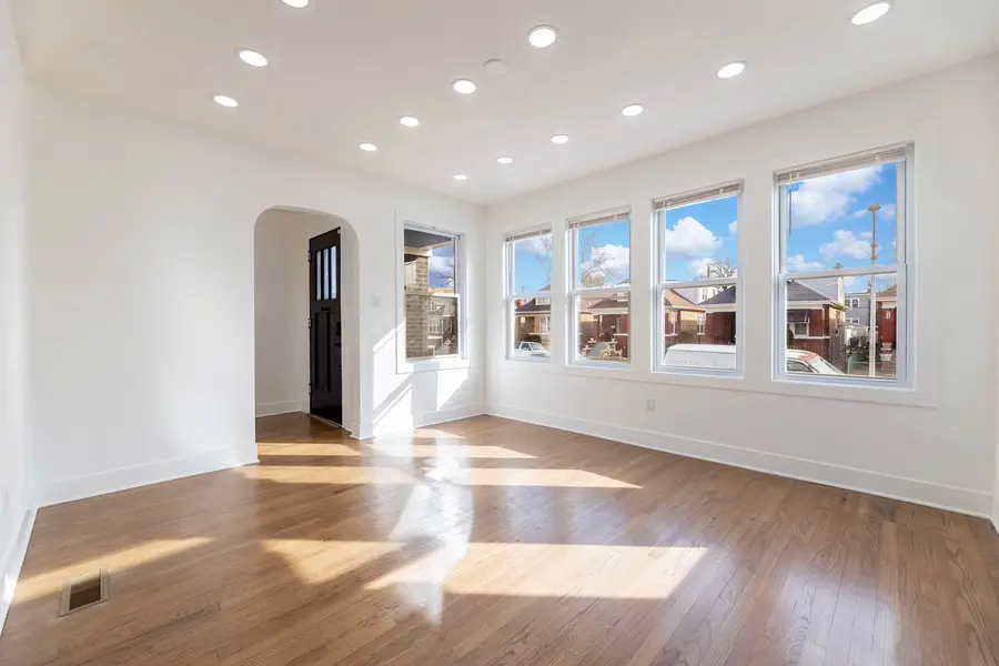 6742 S Carpenter Street, Chicago, IL 60621 - #3