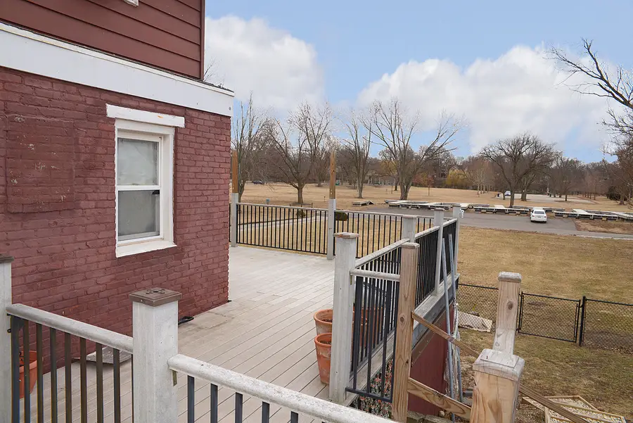 713 E Superior Street, Ottawa, IL 61350 - #3