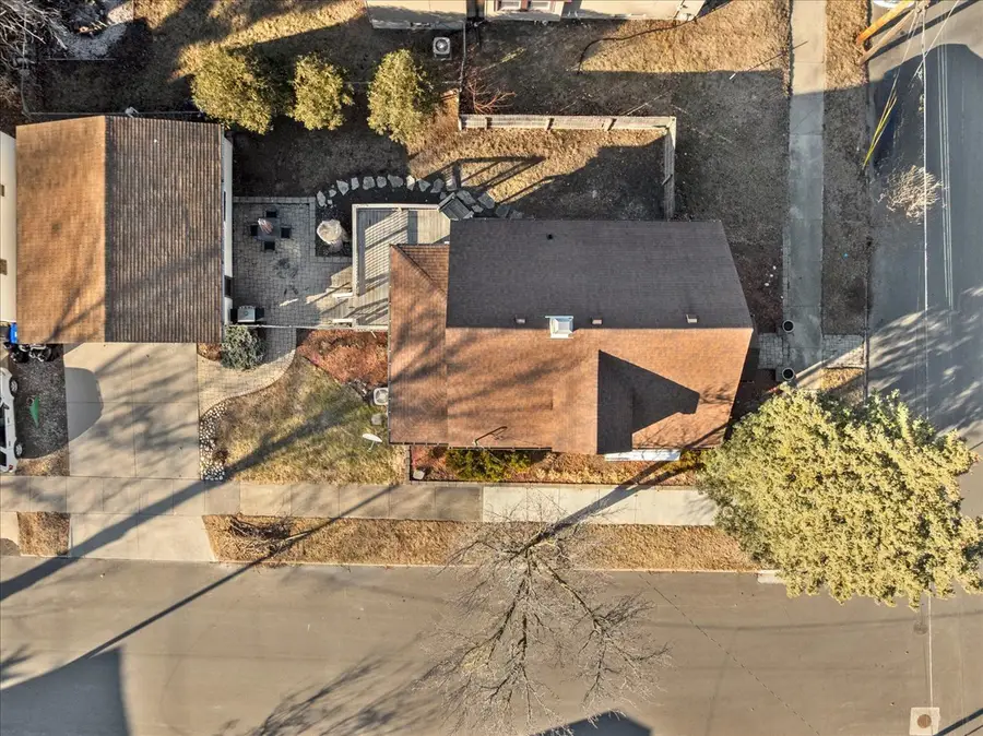 1211 S Lee Street, Bloomington, IL 61701 - #3