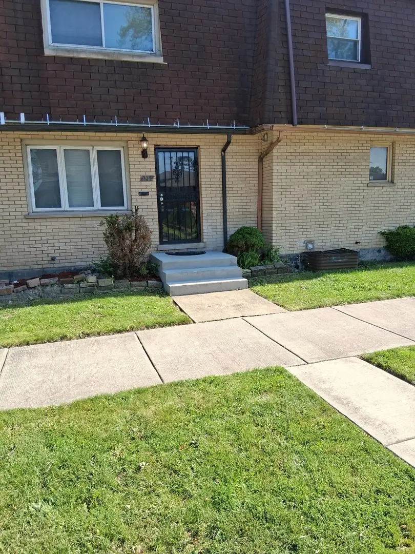 215 E 90th Place, Chicago, IL 60619 - #1