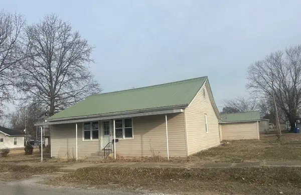 307 E Parker Street, Pinckneyville, IL 62274