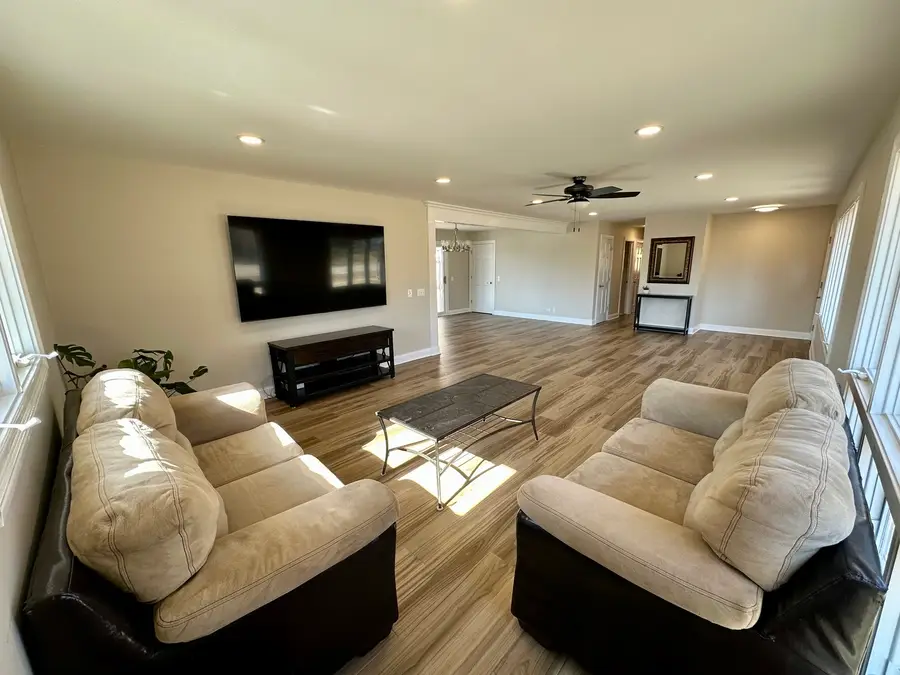 40210 N Lakeview Avenue, Antioch, IL 60002 - #3